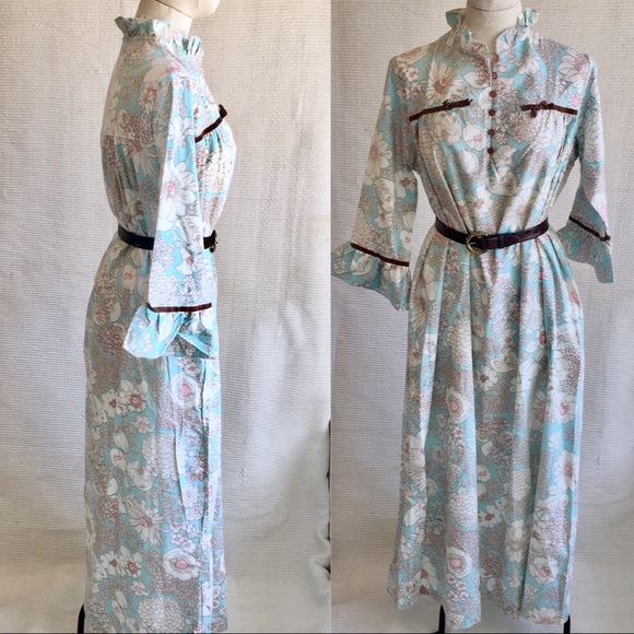 Vintage 70s Flower Power Print Cotton Prairie Gown - Picture 8 of 8